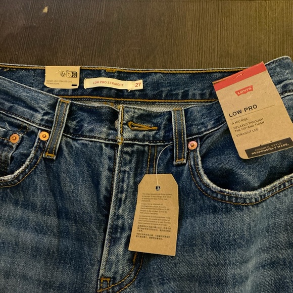 Levi's Denim - BNWT! Levi’s Low Pro Straight Jeans!